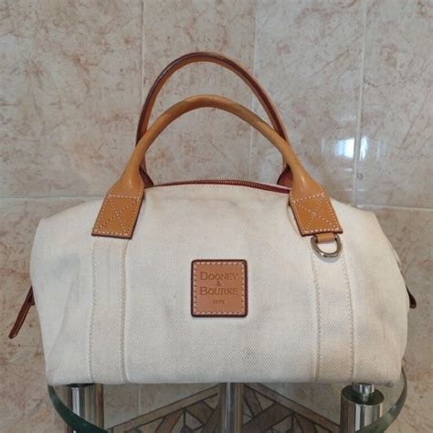 bolso dooney & bourke original precio|dooney and bourke leather.